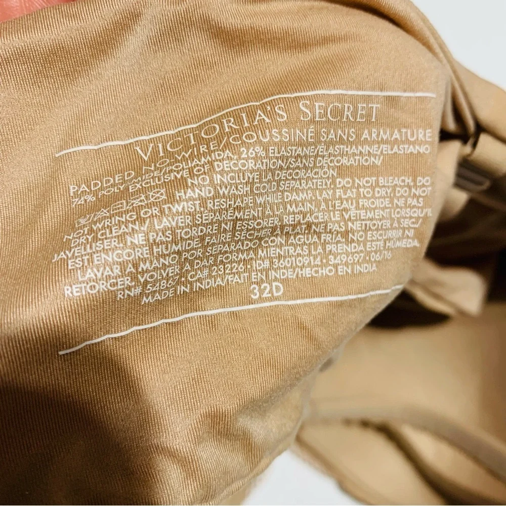 Victoria's Secret Tan Wireless Seamless Bra with Adjustable Straps - Picture 5 of 5